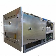 Refrigerated drying chamber